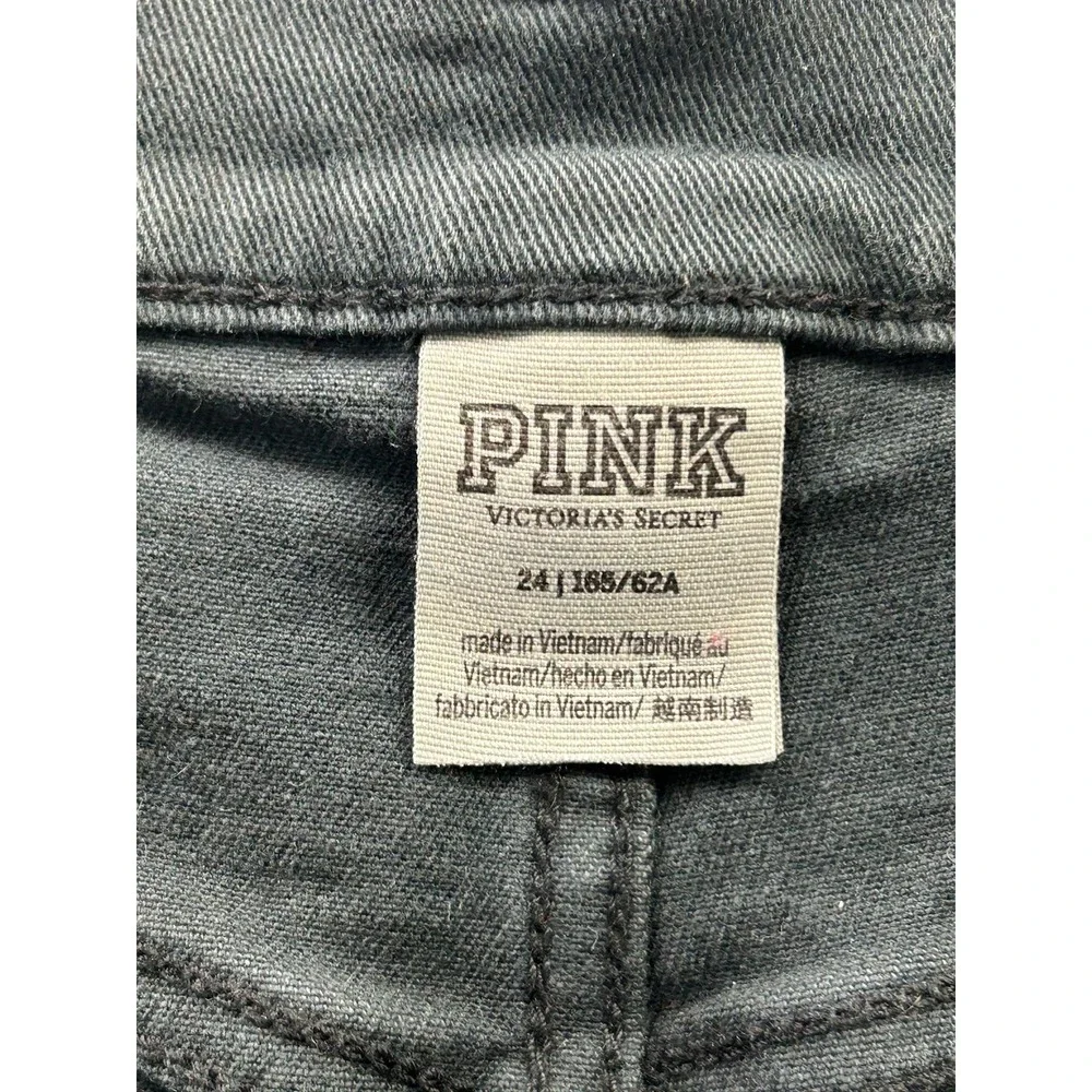 Pink Pom Pom pink victoria